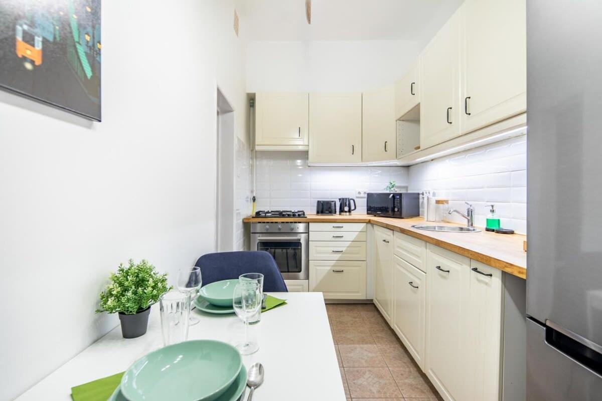 Apartamento Convenient At Gastro Driven Location